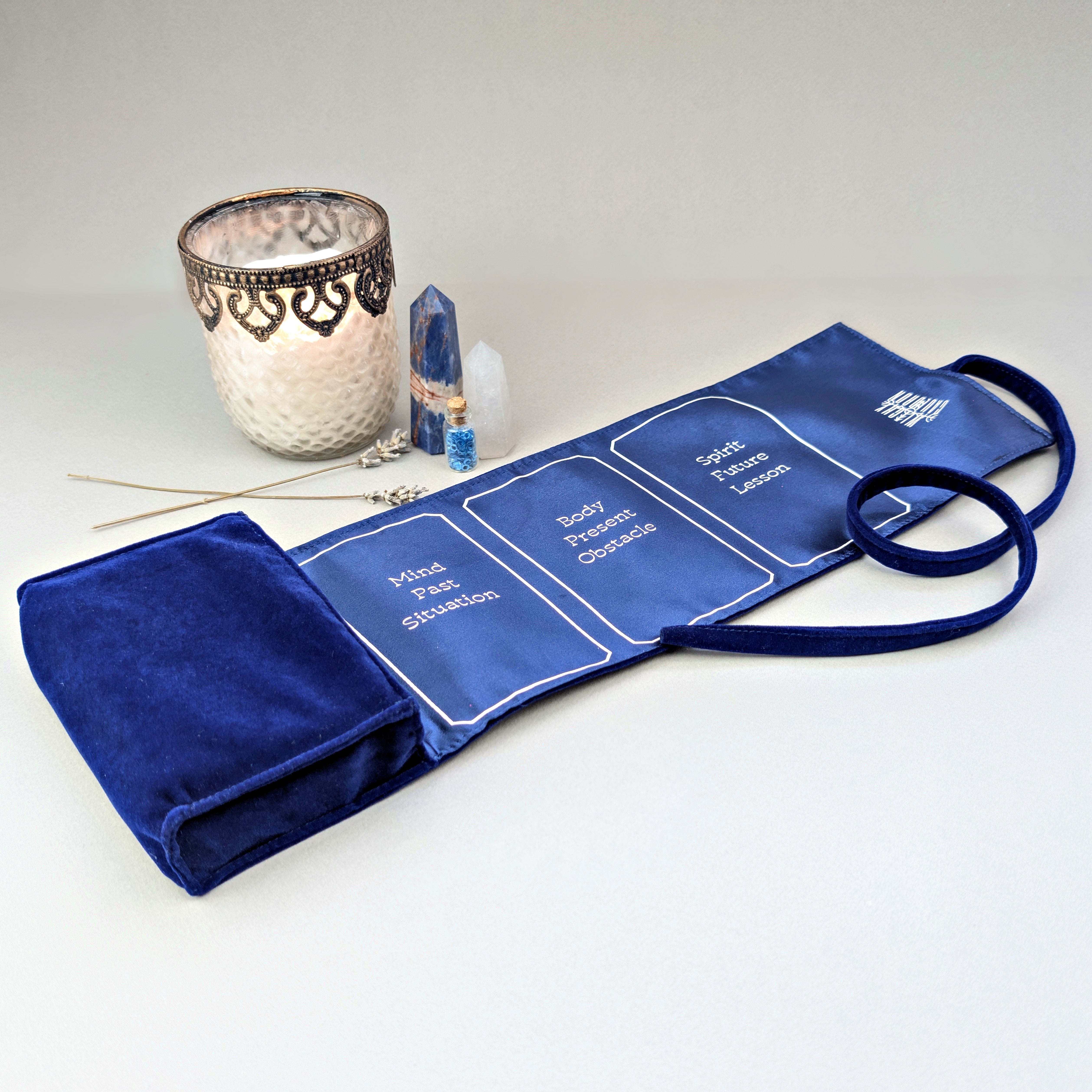 Tarot Wrap with 3 Tarot Spreads Pattern